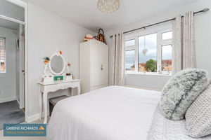 Bedroom- click for photo gallery